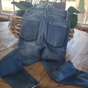Like New Good American distressed low rise Denim